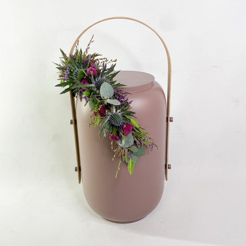 Urnepynt - klassisk stil i varme farver