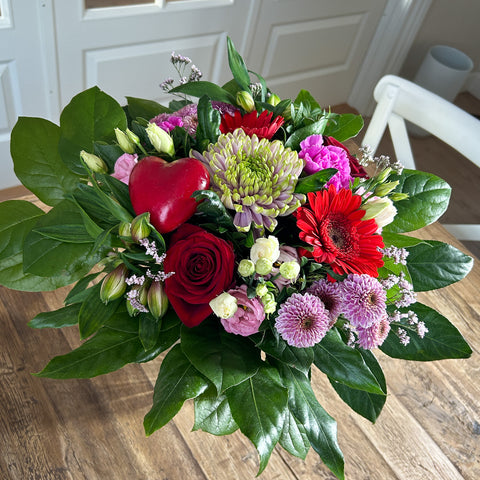 Klassisk Mors Dag buket med hjerte